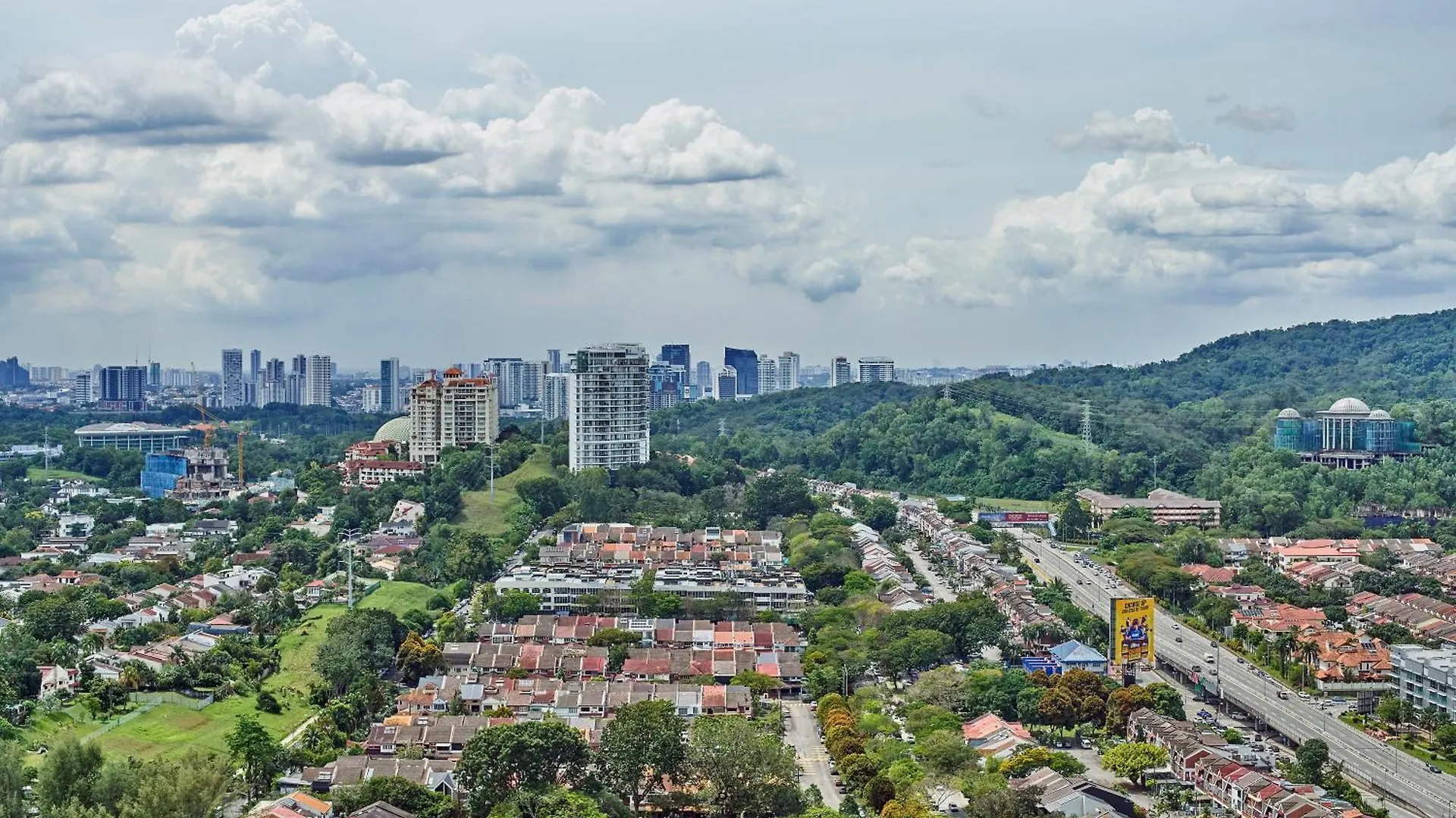 Dorsett Residences Sri Hartamas, Mont Kiara Kuala Lumpur 0*,  Malezya